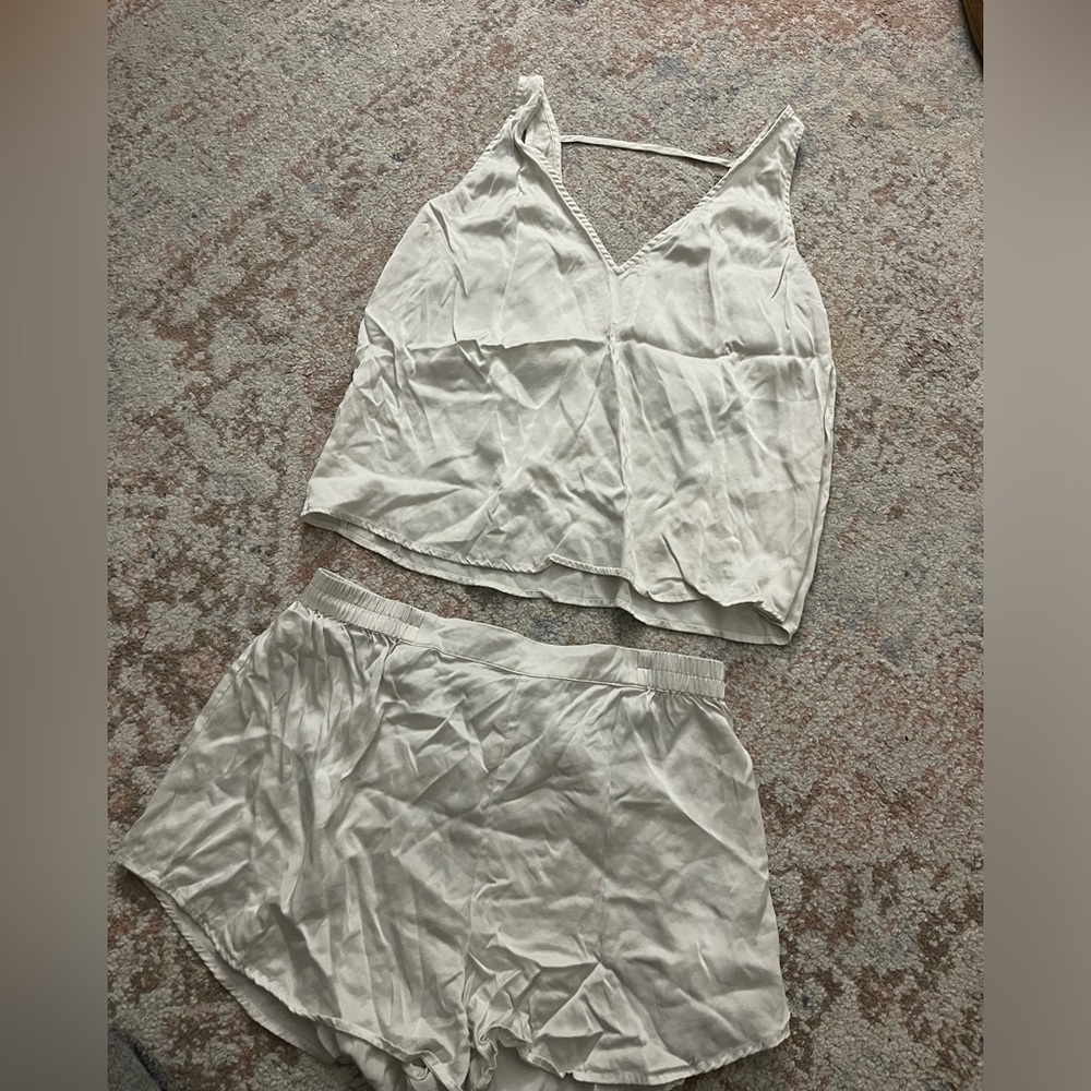 Lunya Silk Ivory Sleepwear Set